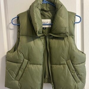 American Eagle Puffer Vest